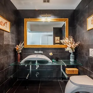 The Boutique - Iconic In Galleria Duomo With Private Parking Milano