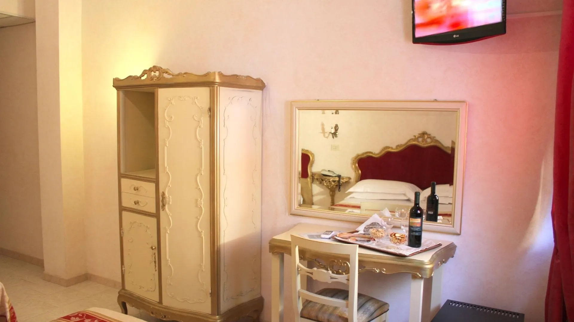 Hotel Romulus  Rome