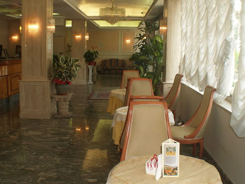 Hotel Romulus  Rome